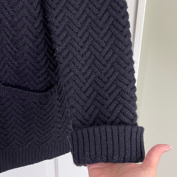 Talbots Navy Cable Knit Cardigan Sweater Chunky Oblong Wooden Buttons S - Picture 4 of 14